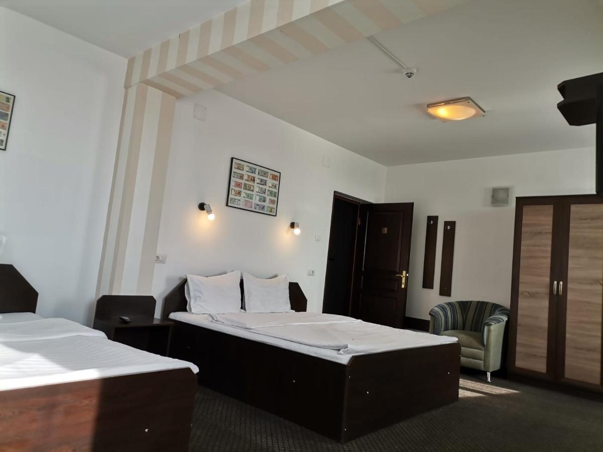 Motel Davios Târgu Jiu エクステリア 写真